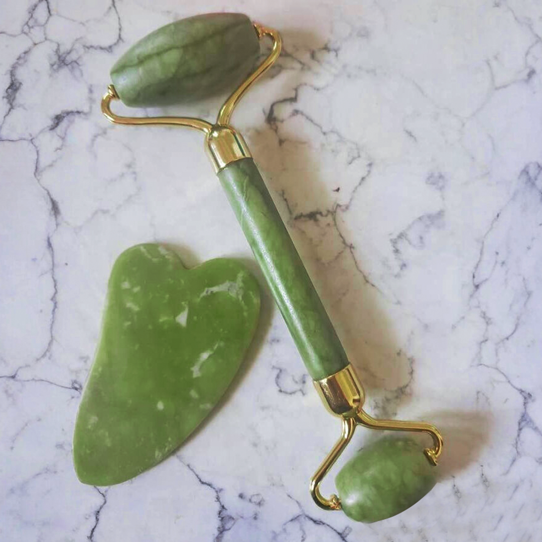 Loveliness - Pack Of Jade Face Roller & Gua Sha