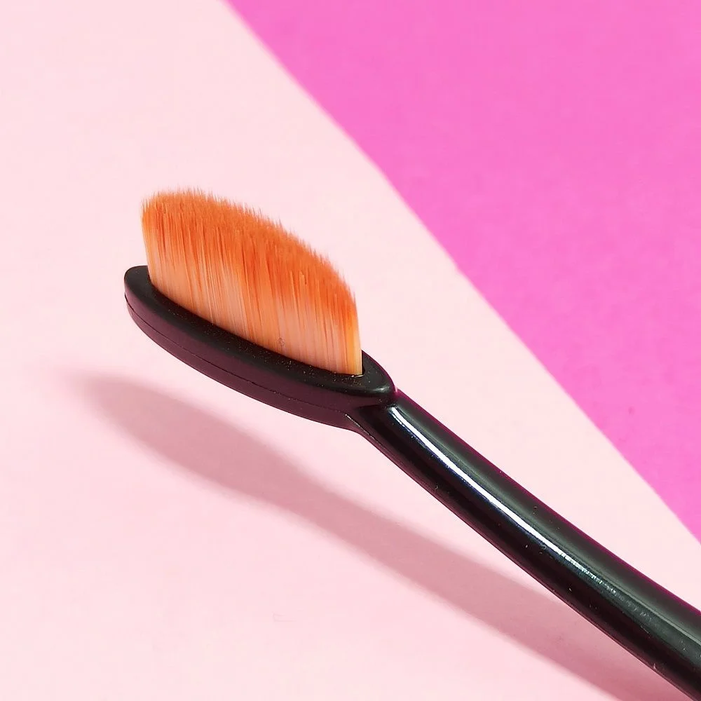 Loveliness- Professional Linear Brush